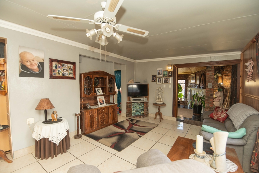 6 Bedroom Property for Sale in Sherwood Eastern Cape